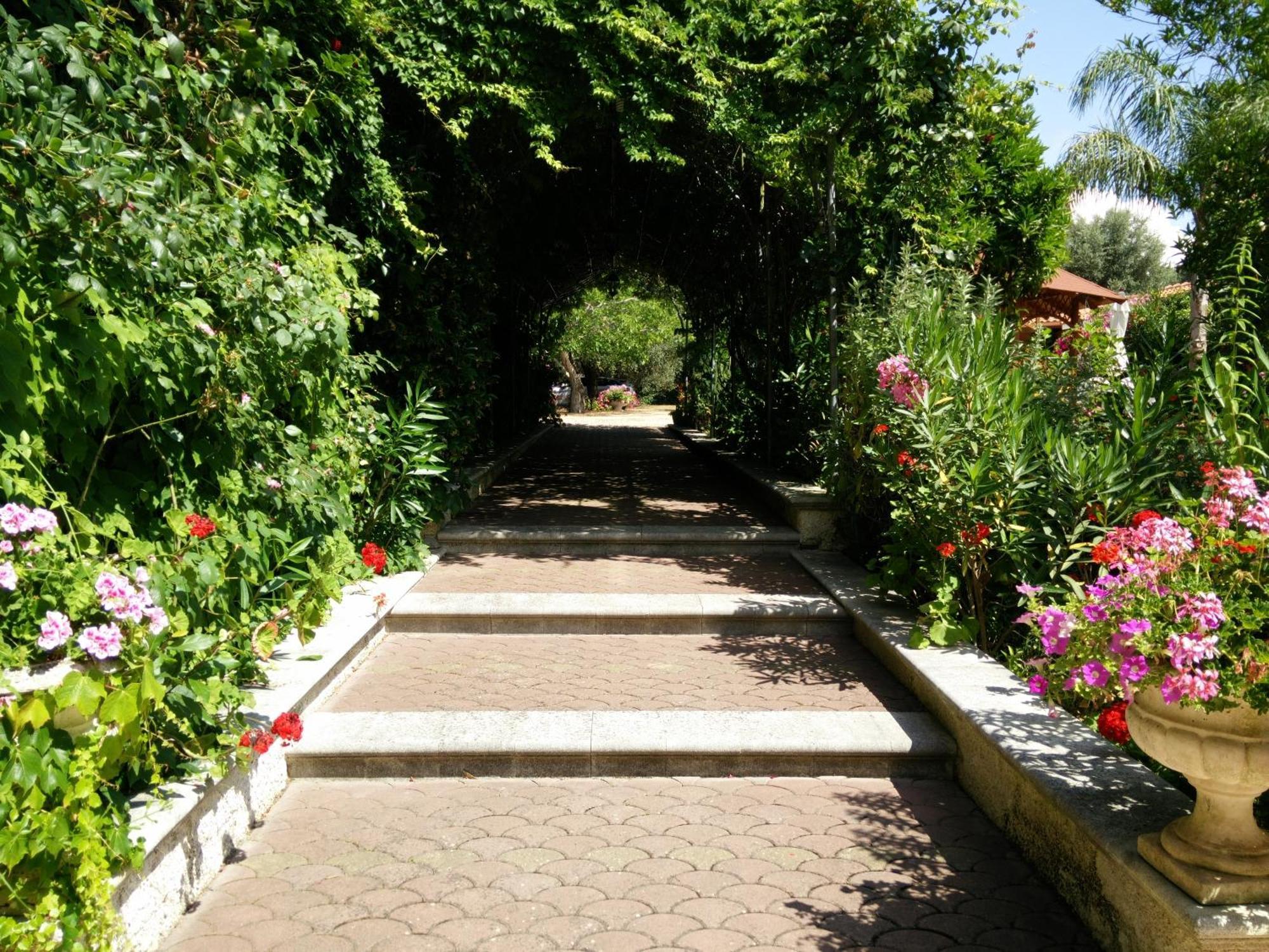 Residenza Villa I Nidi Santa Caterina  Buitenkant foto