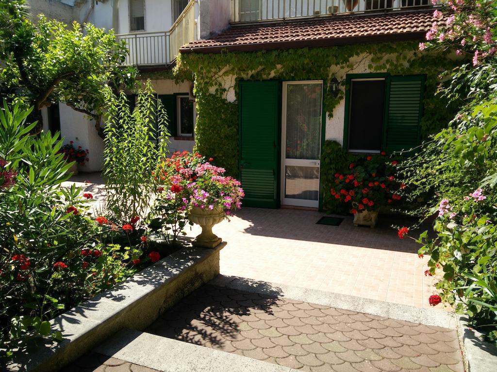 Residenza Villa I Nidi Santa Caterina  Buitenkant foto
